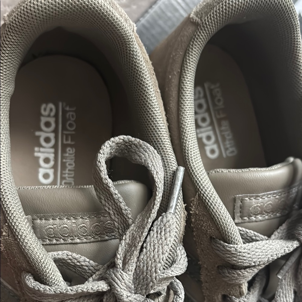adidas Suede Low-Top Sneakers in Olive Green with Gum Sole - Picture 6 of 6